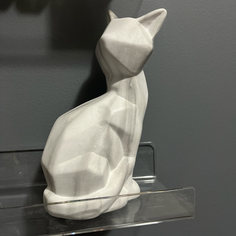 Cat statue decor